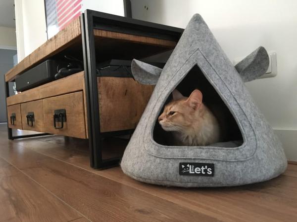 Pelech Let's sleep Pet Cave TeePee